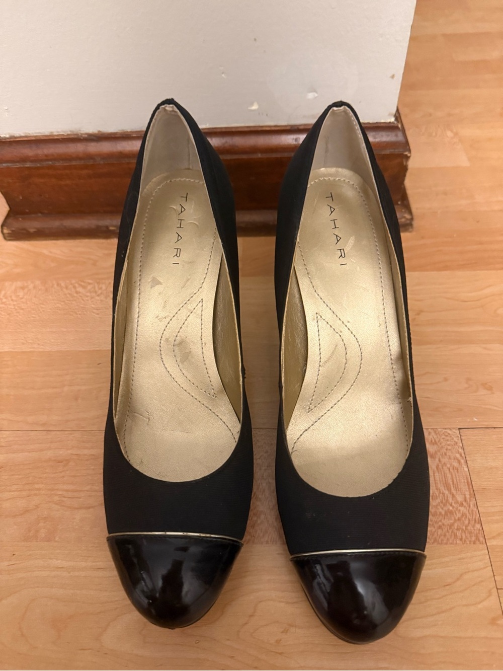Tahari Black Two-Tone Cap-Toe Pumps
